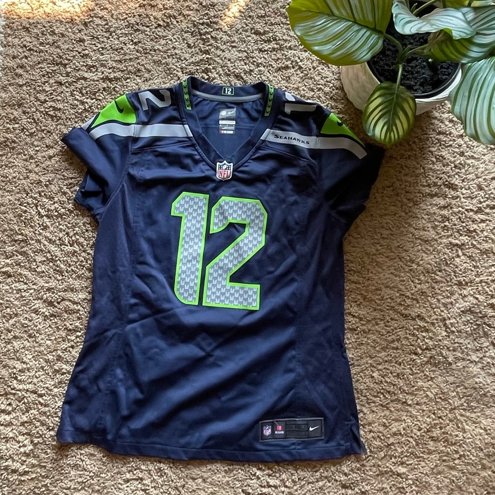 ✨Authentic ✨Nike Seahawks “Fan” Jersey Women’s Size M